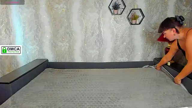 Snapshot of newlucky2023 chatting on 10-11-25, 12:06 newlucky2023 online show from 10-11-25, 12:06