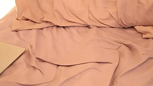 xxpixeyxx online show from 12-22-25, 04:45