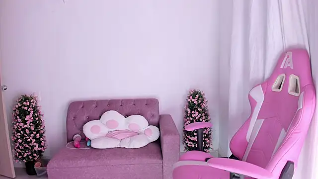 Snapshot of keissy_rincon_ chatting on 02-06-26, 11:45 keissy rincon online show from 02-06-26, 11:45