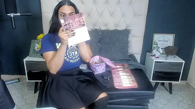 Andrys  online show from 02-20-25, 07:19