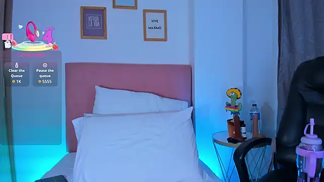 samantha x s online show from 11-19-25, 03:39