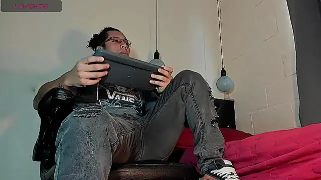 FuckHardlove online show from 09-23-25, 06:37