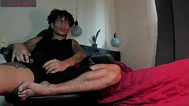 FuckHardlove online show from 09-28-25, 06:37