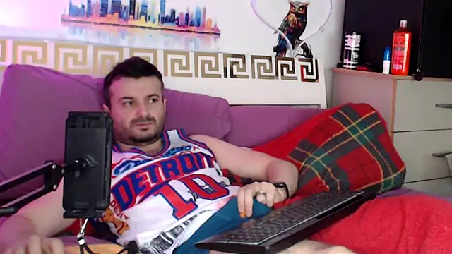 Snapshot of erotico69xxx chatting on 05-08-26, 11:58 erotico69xxx online show from 05-08-26, 11:58