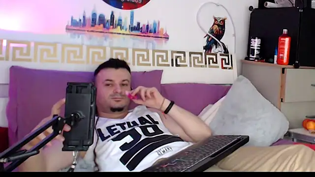 Snapshot of erotico69xxx chatting on 04-20-26, 01:13 erotico69xxx online show from 04-20-26, 01:13