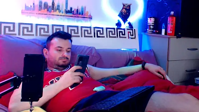 Snapshot of erotico69xxx chatting on 05-06-26, 11:53 erotico69xxx online show from 05-06-26, 11:53