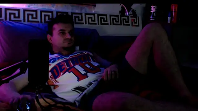 Snapshot of erotico69xxx chatting on 05-09-26, 03:43 erotico69xxx online show from 05-09-26, 03:43