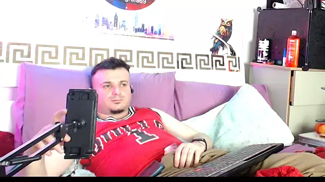 Snapshot of erotico69xxx chatting on 04-19-26, 01:06 erotico69xxx online show from 04-19-26, 01:06