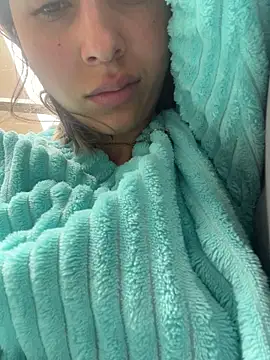 Snapshot of Ameellie chatting on 02-24-26, 04:30 Ameellie online show from 02-24-26, 04:30