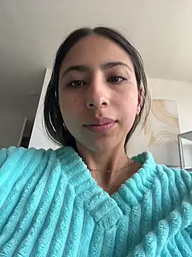 Snapshot of Ameellie chatting on 02-12-26, 04:18 Ameellie online show from 02-12-26, 04:18