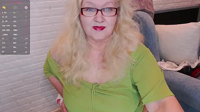 Marina Yourangel online show from 06-16-26, 03:34