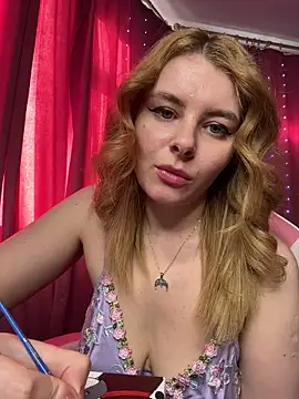 Snapshot of Day-off chatting on 11-22-25, 06:12 Day-off online show from 11-22-25, 06:12