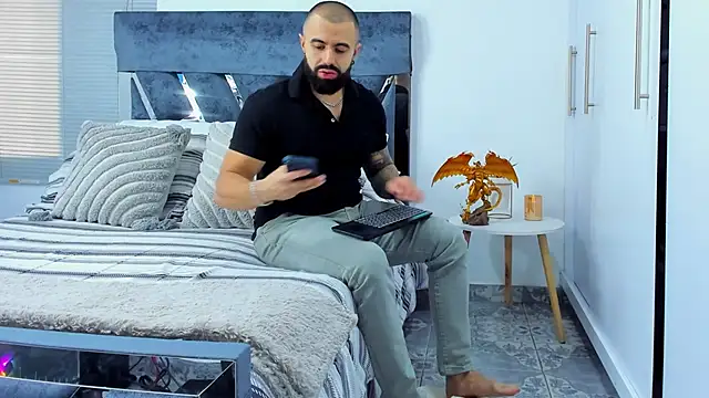 Snapshot of Zack_Froone chatting on 02-16-26, 01:54 Zack Froone online show from 02-16-26, 01:54