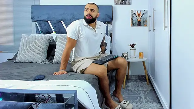 Snapshot of Zack_Froone chatting on 03-03-26, 12:56 Zack Froone online show from 03-03-26, 12:56