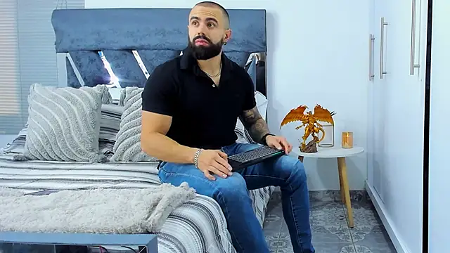 Snapshot of Zack_Froone chatting on 02-23-26, 01:44 Zack Froone online show from 02-23-26, 01:44