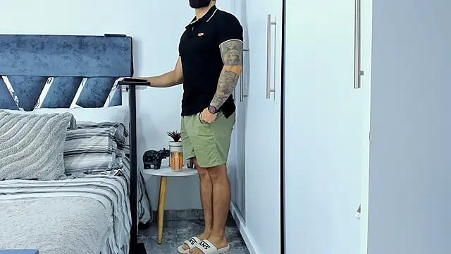 Zack Froone online show from 11-28-25, 12:38