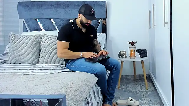 Zack Froone online show from 11-26-25, 12:49