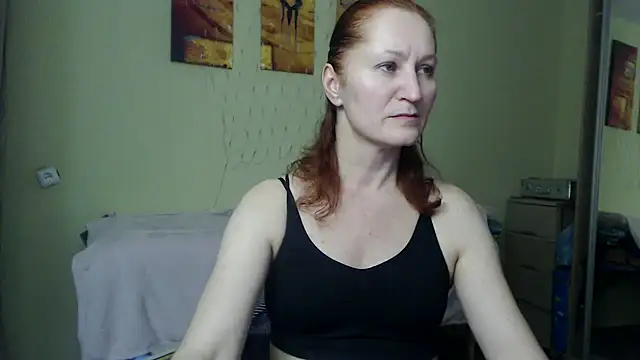 Snapshot of AmellyGrand chatting on 12-28-24, 03:59 AmellyGrand online show from 12-28-24, 03:59