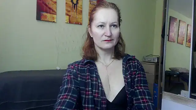 Snapshot of AmellyGrand chatting on 02-24-25, 01:42 AmellyGrand online show from 02-24-25, 01:42