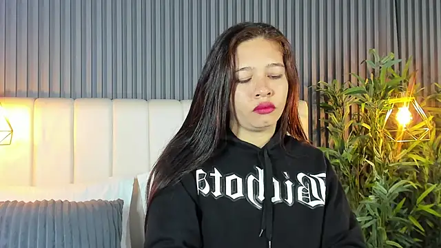 SaraRiley online show from 01-12-26, 10:36