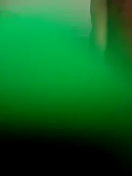 Snapshot of skiihot chatting on 12-17-25, 05:34 skiihot online show from 12-17-25, 05:34