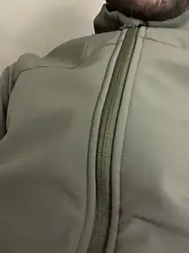 Snapshot of athenphysics chatting on 01-10-26, 05:30 athenphysics online show from 01-10-26, 05:30