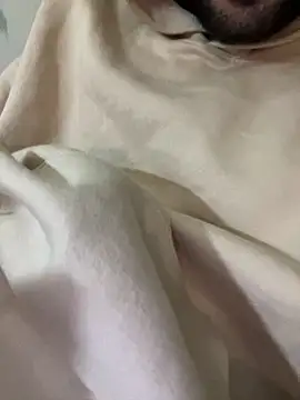 Snapshot of athenphysics chatting on 12-21-25, 11:38 athenphysics online show from 12-21-25, 11:38