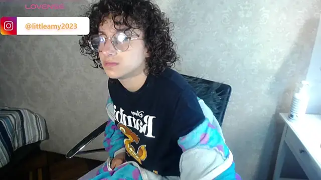 little  amy  online show from 03-10-25, 10:07