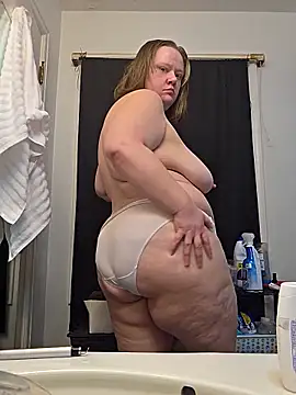 Snapshot of virgieblanca chatting on 11-16-25, 08:19 virgieblanca online show from 11-16-25, 08:19