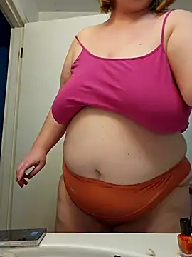 Snapshot of virgieblanca chatting on 10-22-25, 03:17 virgieblanca online show from 10-22-25, 03:17