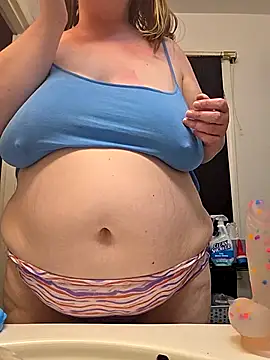 Snapshot of virgieblanca chatting on 09-14-25, 04:24 virgieblanca online show from 09-14-25, 04:24