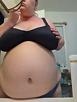 Snapshot of virgieblanca chatting on 06-27-26, 03:01 virgieblanca online show from 06-27-26, 03:01