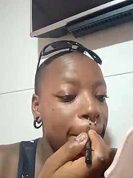 Coco Kiss online show from 04-02-26, 06:36