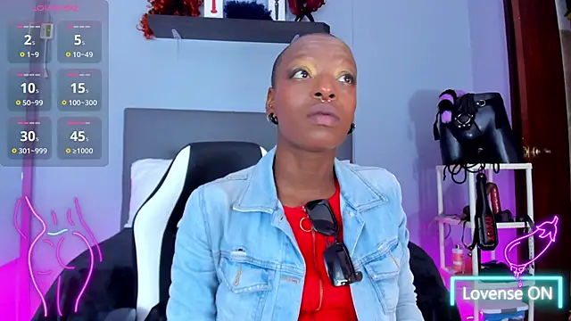 Snapshot of Coco_Kiss chatting on 09-11-25, 07:14 Coco Kiss online show from 09-11-25, 07:14