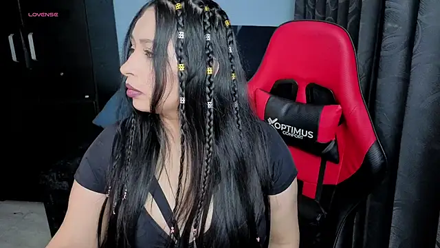 charlotee lovee69 online show from 11-13-25, 01:53