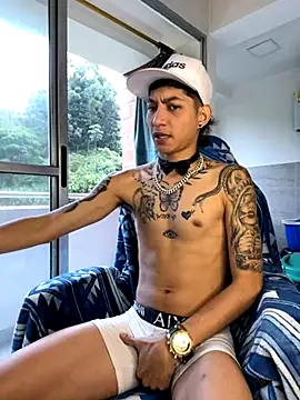 Hardcockboysxxx online show from 11-27-25, 05:35