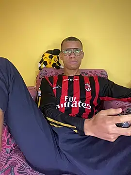 MoiseXxx 777 online show from 03-04-25, 09:29