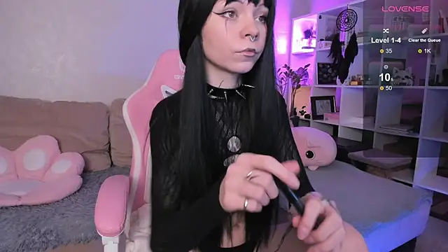 Snapshot of _ChloeSweeet_ chatting on 11-09-25, 04:33 ChloeSweeet online show from 11-09-25, 04:33