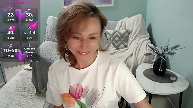 HornyMilf 777 online show from 10-04-25, 06:37