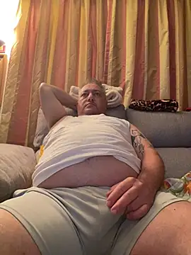 Snapshot of Russirayu chatting on 03-02-25, 05:23 Russirayu online show from 03-02-25, 05:23