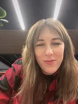 Snapshot of MommmyYummy chatting on 12-29-24, 11:50 MommmyYummy online show from 12-29-24, 11:50