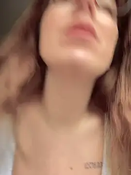 MommmyYummy online show from 11-18-25, 10:40