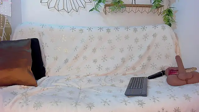 EmmaDuque online show from 11-12-25, 05:28