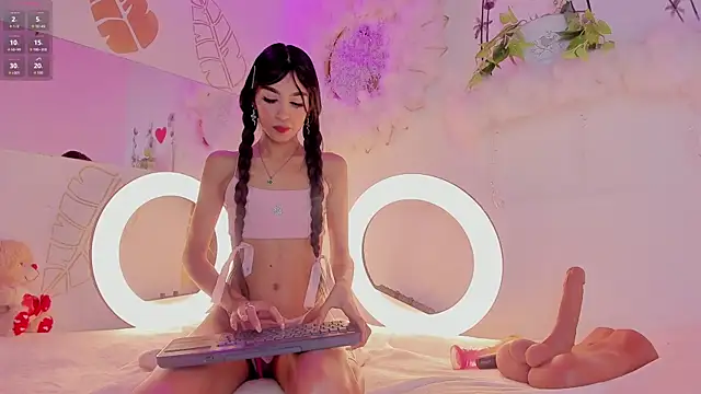 EmmaDuque online show from 11-23-25, 06:51