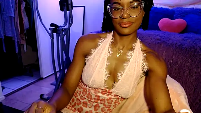 Snapshot of CocoSage chatting on 06-15-26, 05:51 CocoSage online show from 06-15-26, 05:51
