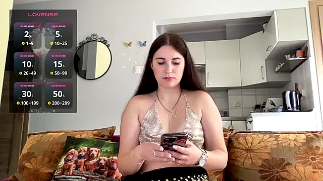 Snapshot of Teylor_Love chatting on 09-17-25, 12:07 Teylor Love online show from 09-17-25, 12:07