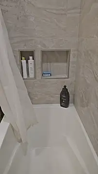 Snapshot of bigdeal698 chatting on 01-17-26, 08:18 bigdeal698 online show from 01-17-26, 08:18