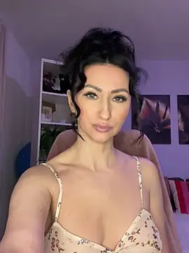 Snapshot of KatyEvanss chatting on 01-13-26, 07:29 KatyEvanss online show from 01-13-26, 07:29