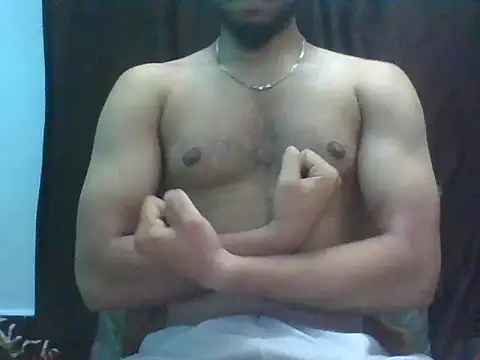 Snapshot of 8inchlegendbro chatting on 06-28-26, 03:02 8inchlegendbro online show from 06-28-26, 03:02