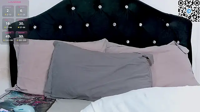 nonawhitemm online show from 11-28-25, 12:11